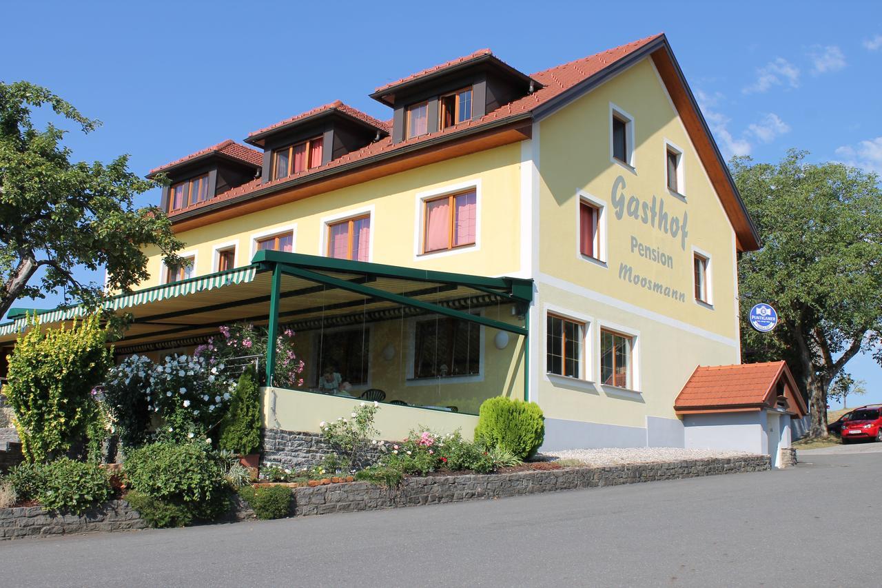 Gasthof Zum Moosmann - Familie Pachernigg Arnfels Exterior photo